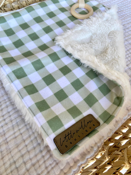 Lovey || Mint Gingham